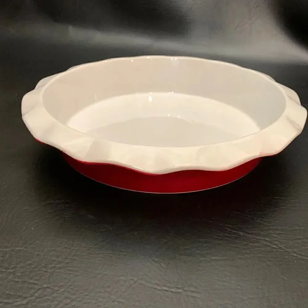 Ceramic Pie Baking Serving Dish Red White Fluted  9 Inch Valentines Christmas